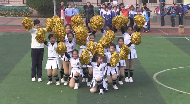 炫彩冬日----天津市香山道小学六年三班啦啦操表演