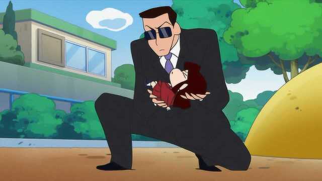 蜡笔小新之小爱换了新保镖黑矶真是无可替代的存在啊