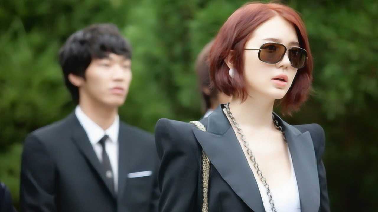 韩剧拜托小姐上个班搞这么大阵仗尹恩惠演的这大小姐太夸张