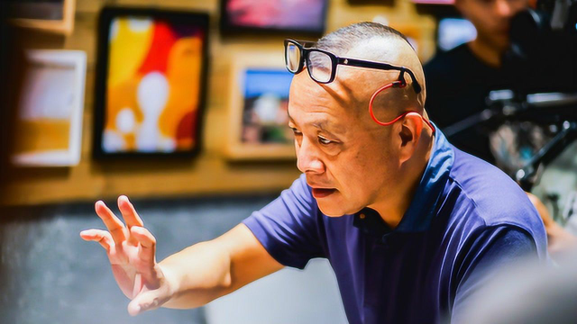 繁花之约:专访《一路繁花相送》导演刘淼淼