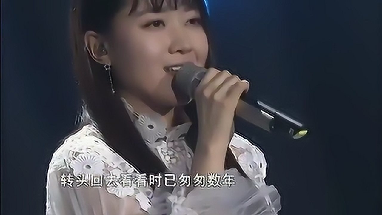 金南玲现场一首恋曲1990唱的动情真好听