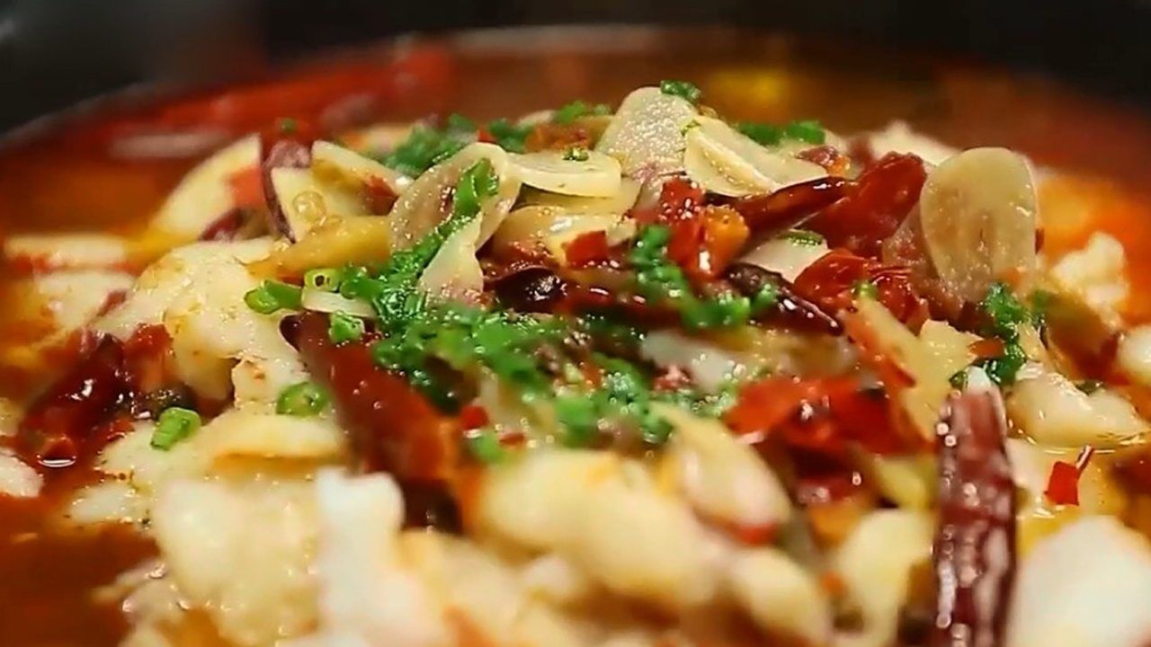 麻辣水煮鱼的做法，简单几步，令你胃口大开！_高清