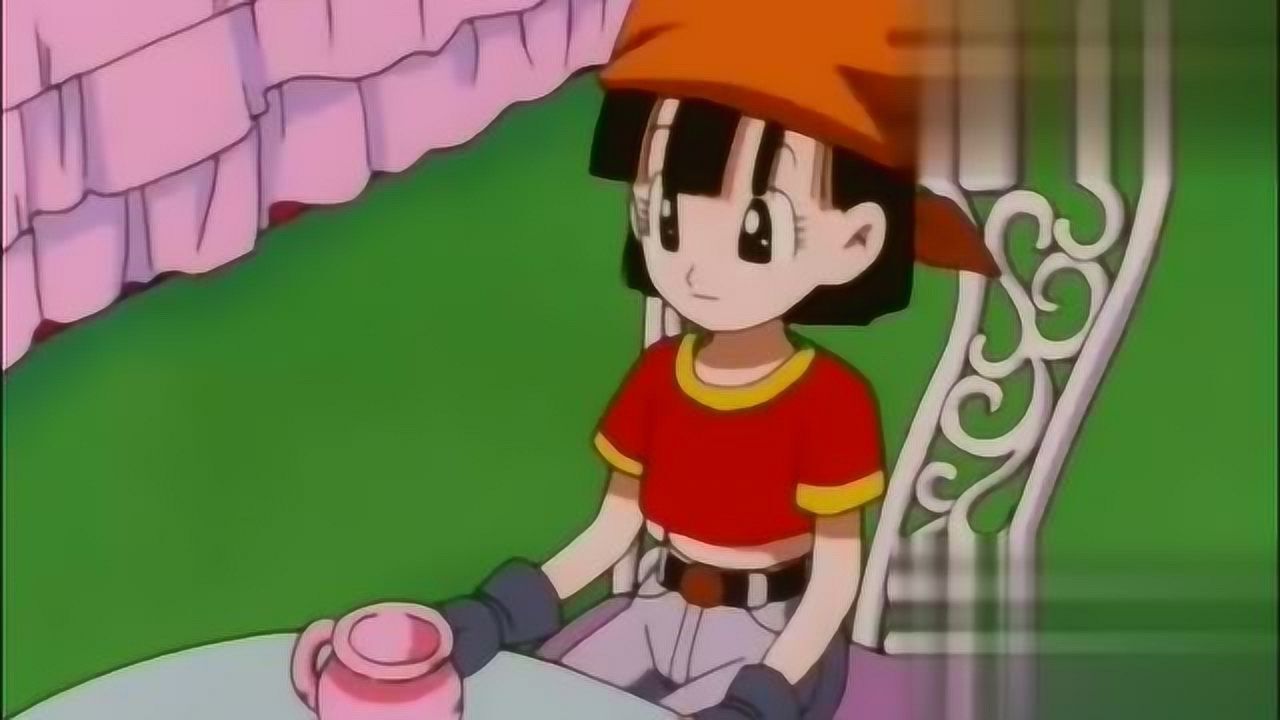 给孙悟空孙女梳头小芳气坏了