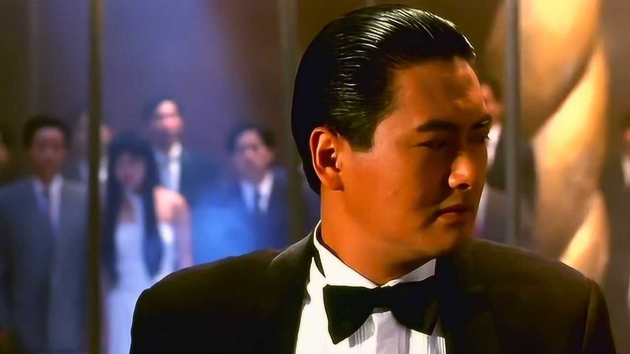 赌神最有利的是5和a有机会同花顺但对方一样会同花顺