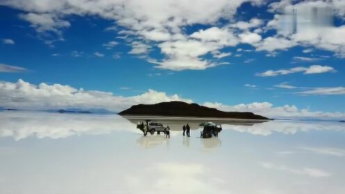 人间天堂：宛若镜面的绝美盐滩 玻利维亚西南部乌尤尼盐湖的盐滩