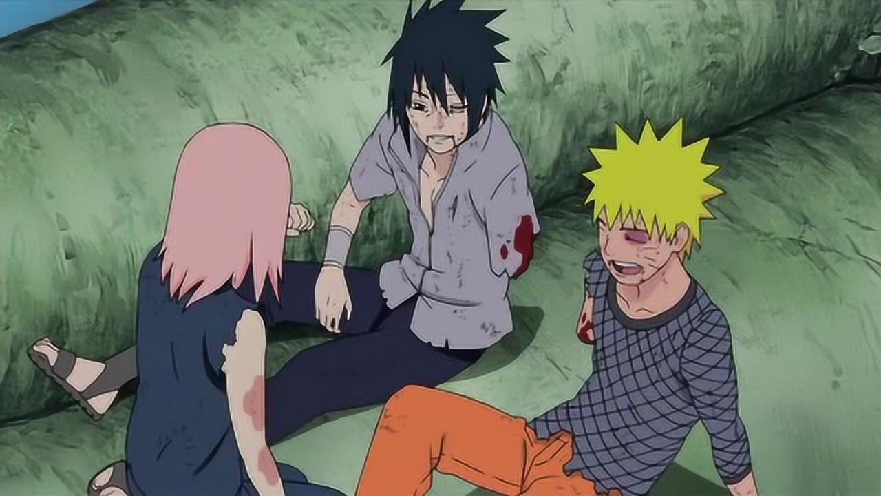 火影忍者佐助鸣人手臂断掉小樱心疼流眼泪