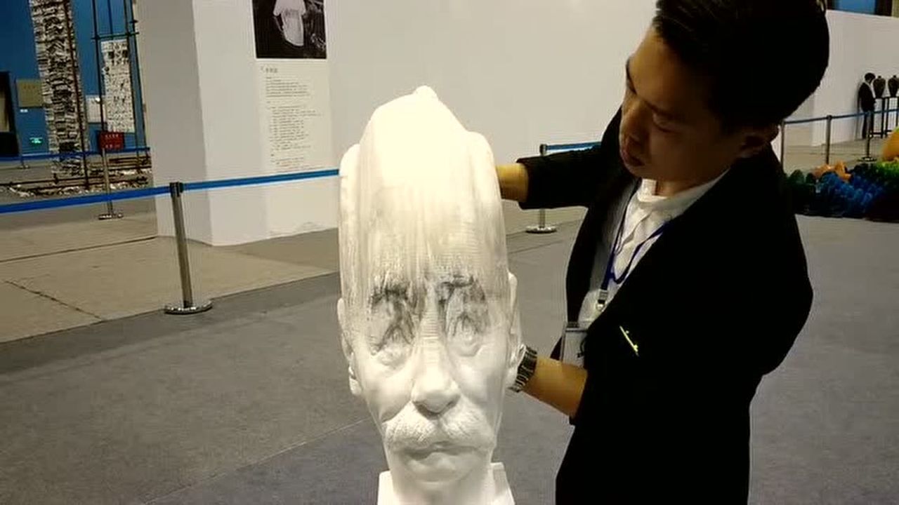 中国纸雕艺术家李洪波图片