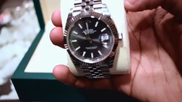 一劳永逸,劳力士Rolex126300手表开箱上手视频,看着就超喜欢的