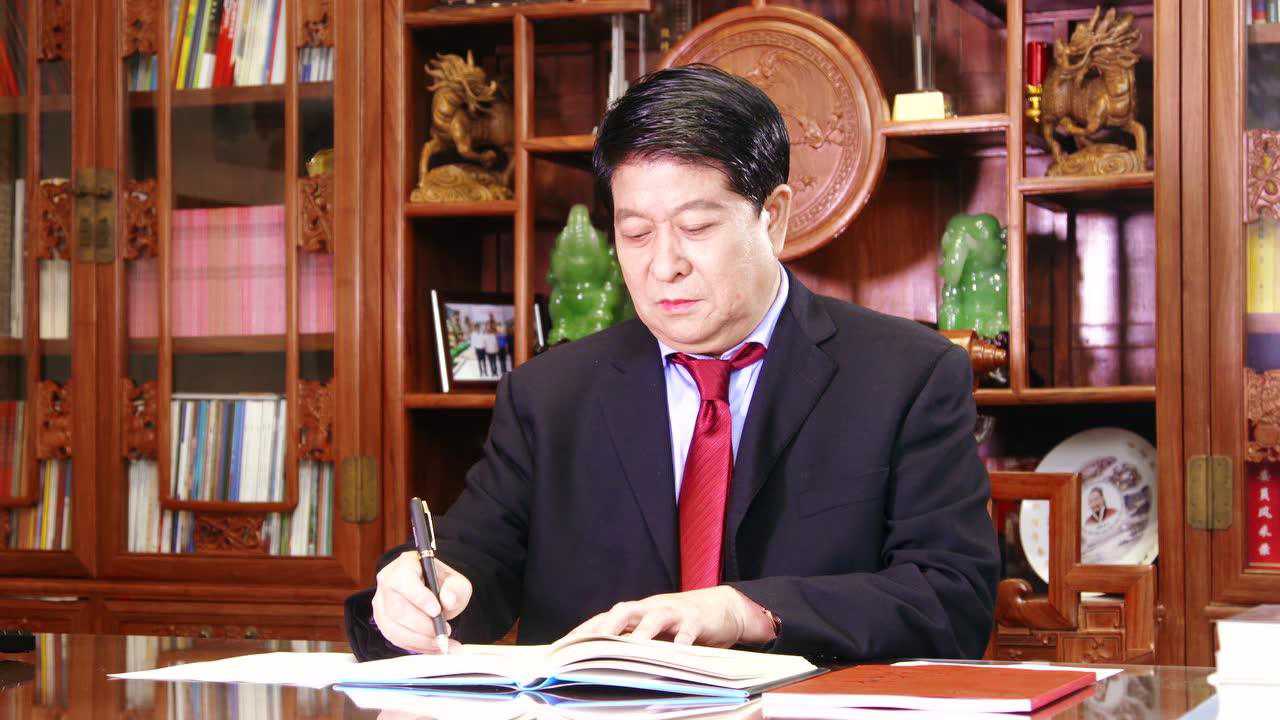 金源集团董事长段修义先生_腾讯视频