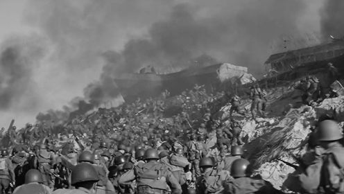 被称为正面表现二战的盖棺之作，全黑白，动用两万三千名士兵参与