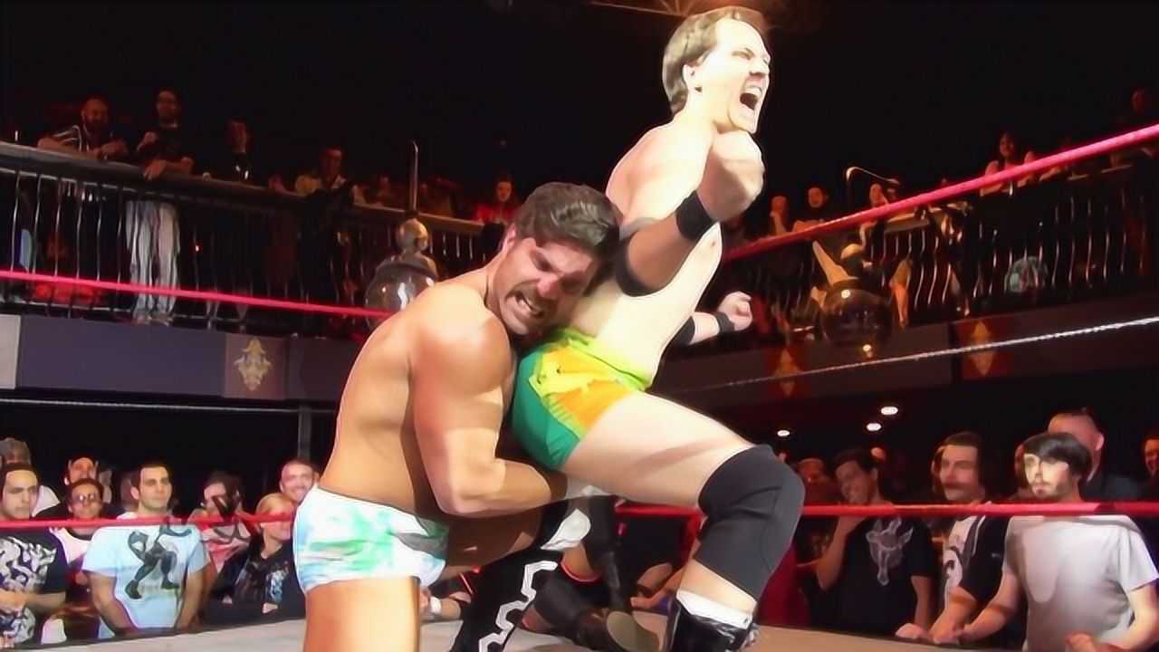 男子用“肉蛋”狂顶肌肉男，全场尴尬！_高清