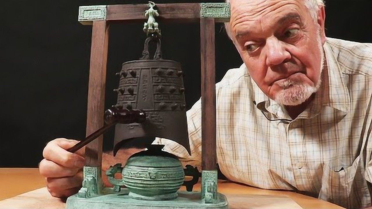 中国古代的编钟有多神奇老外加热后一锤子敲下去直呼不能理解