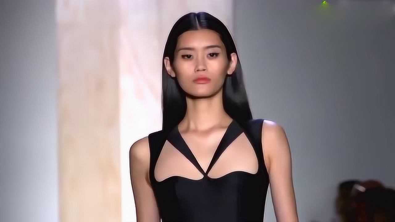 中国女模奚梦瑶早期走秀锦集你们见过这样的她吗