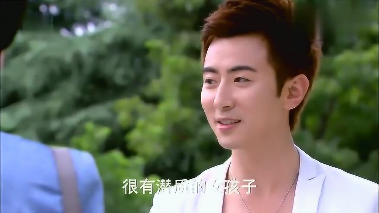 花非花雾非雾韩力第一次见秘书的姐姐结果被误会