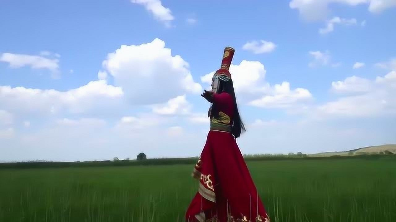 凤凰传奇《胡杨新娘》,带着西北风沙的跳跃旋律动感十足