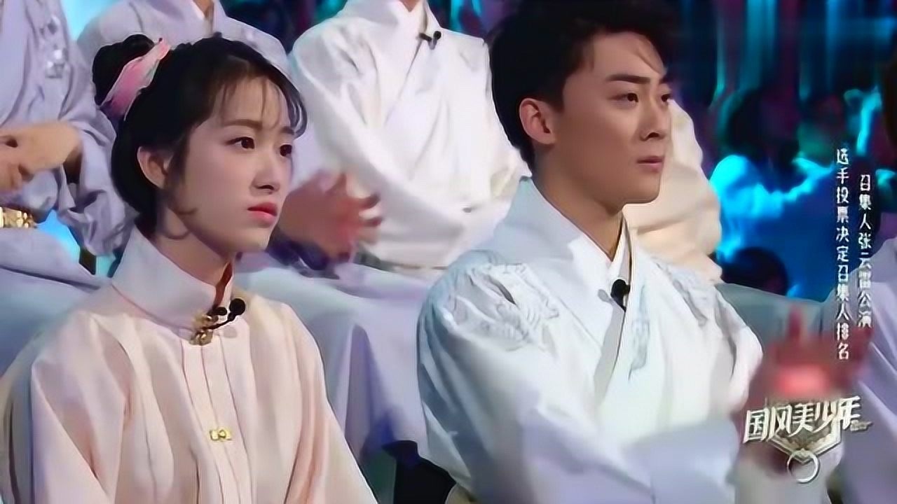 张云雷演唱锁麟囊德云女孩儿准备好交作业啦