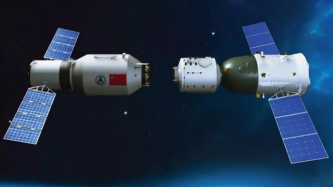 实拍宇宙飞船和空间站对接画面真震撼厉害了我的国