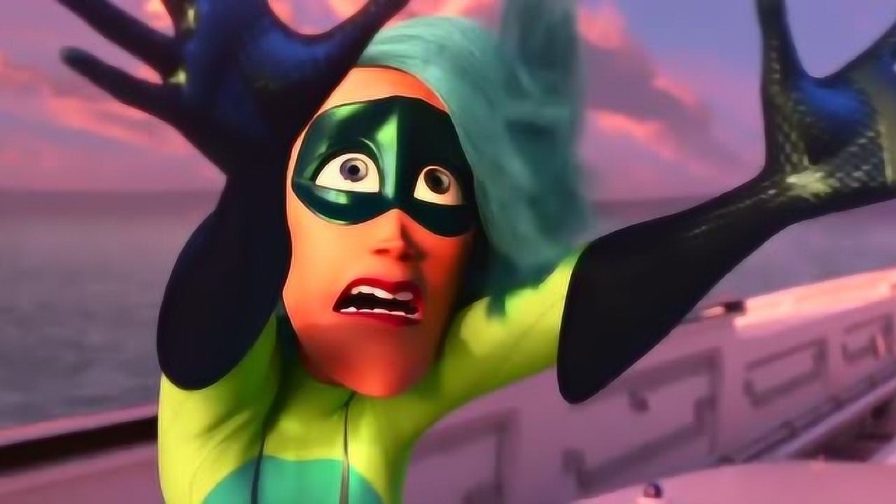 超人总动员2穿越侠送弹力女超人上了飞机这功夫真是了得