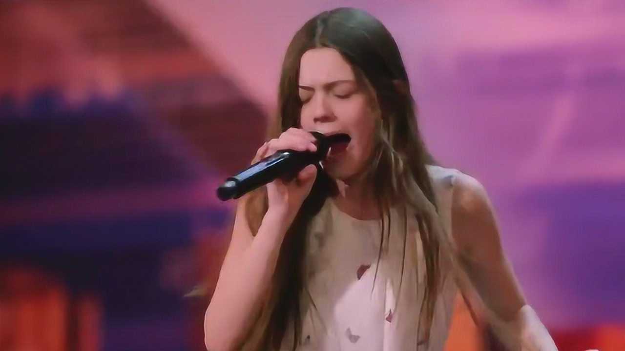 13岁女孩震撼美国达人秀天籁之音惊艳全场真是一鸣惊人