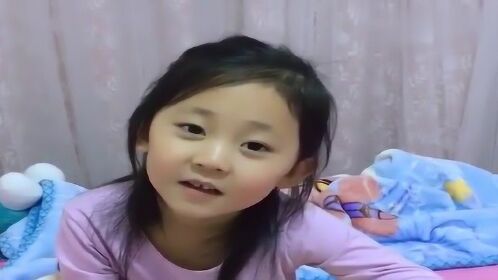 东北小丫头何一诺又来了,气得她爸哭笑不得,太有才了!