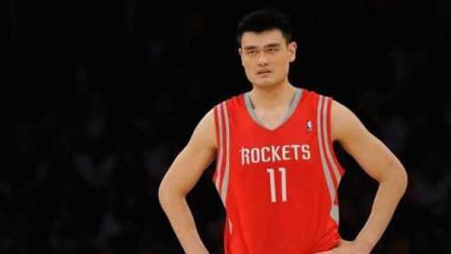 黄种人打不了NBA?姚明成状元1人面对科比狂轰38分