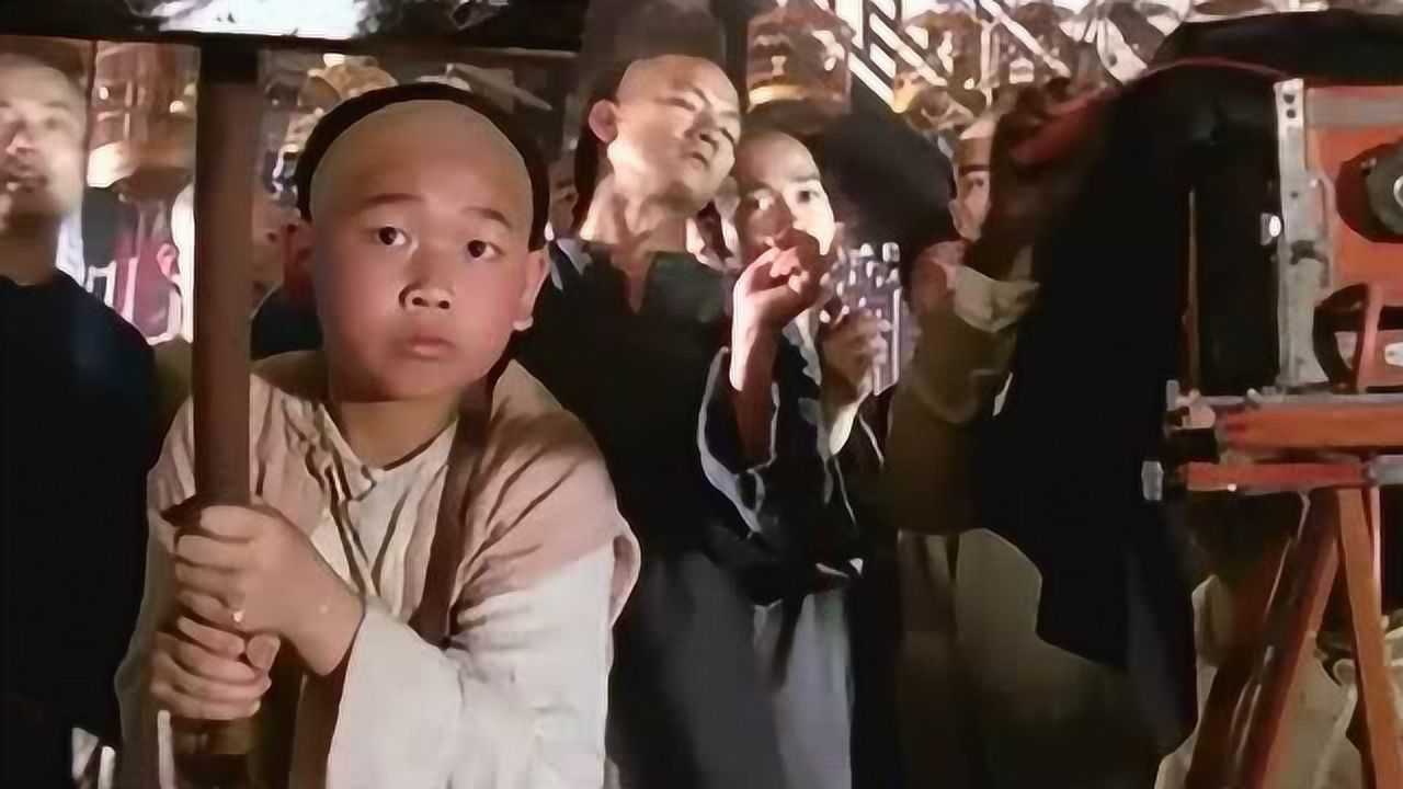黄飞鸿之壮志凌云:十三姨为黄飞鸿和张翁拍照,照相机却意外爆炸_高清1080P在线观看平台_腾讯视频