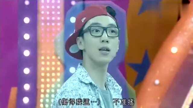 大家请留意陆永数钱的表情