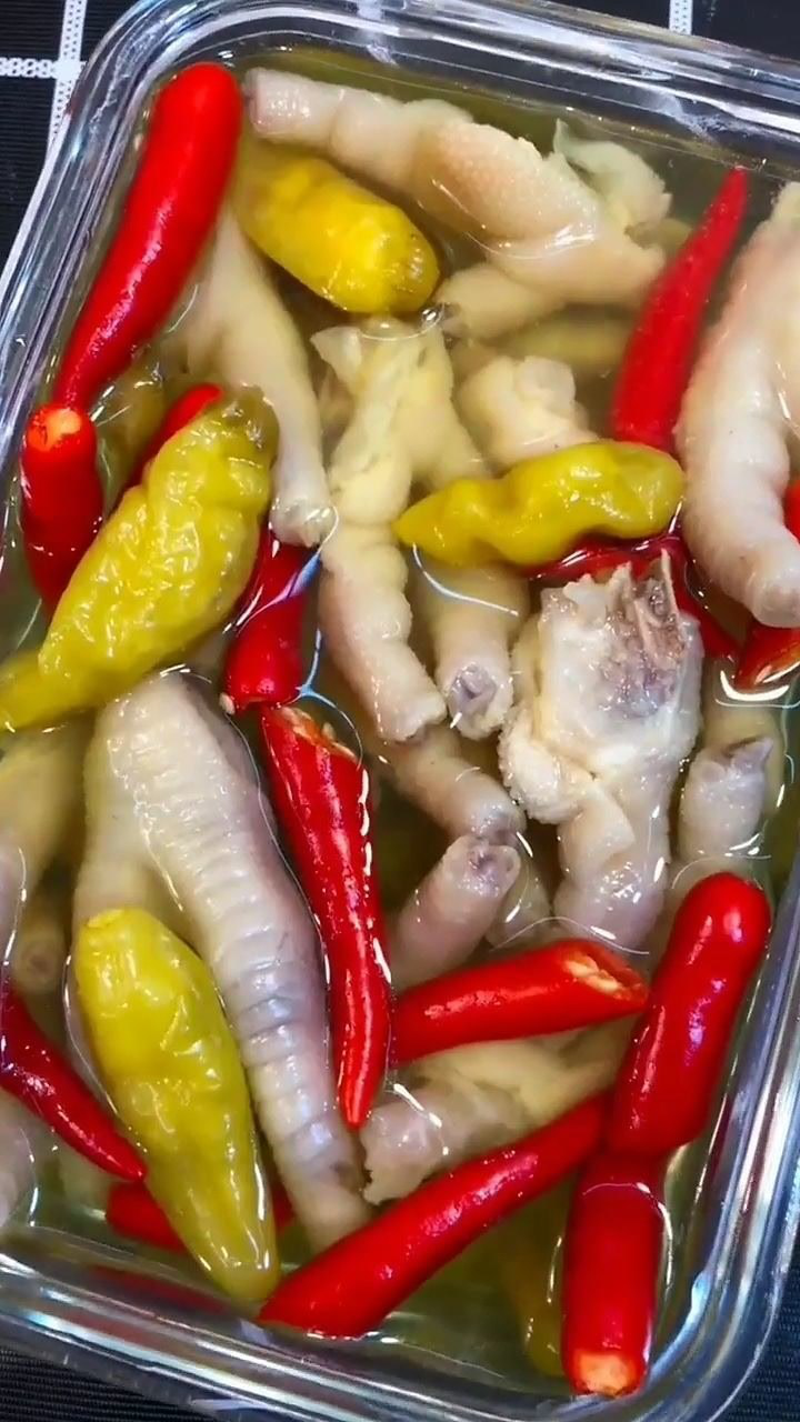 泡椒凤爪,女人的最爱了