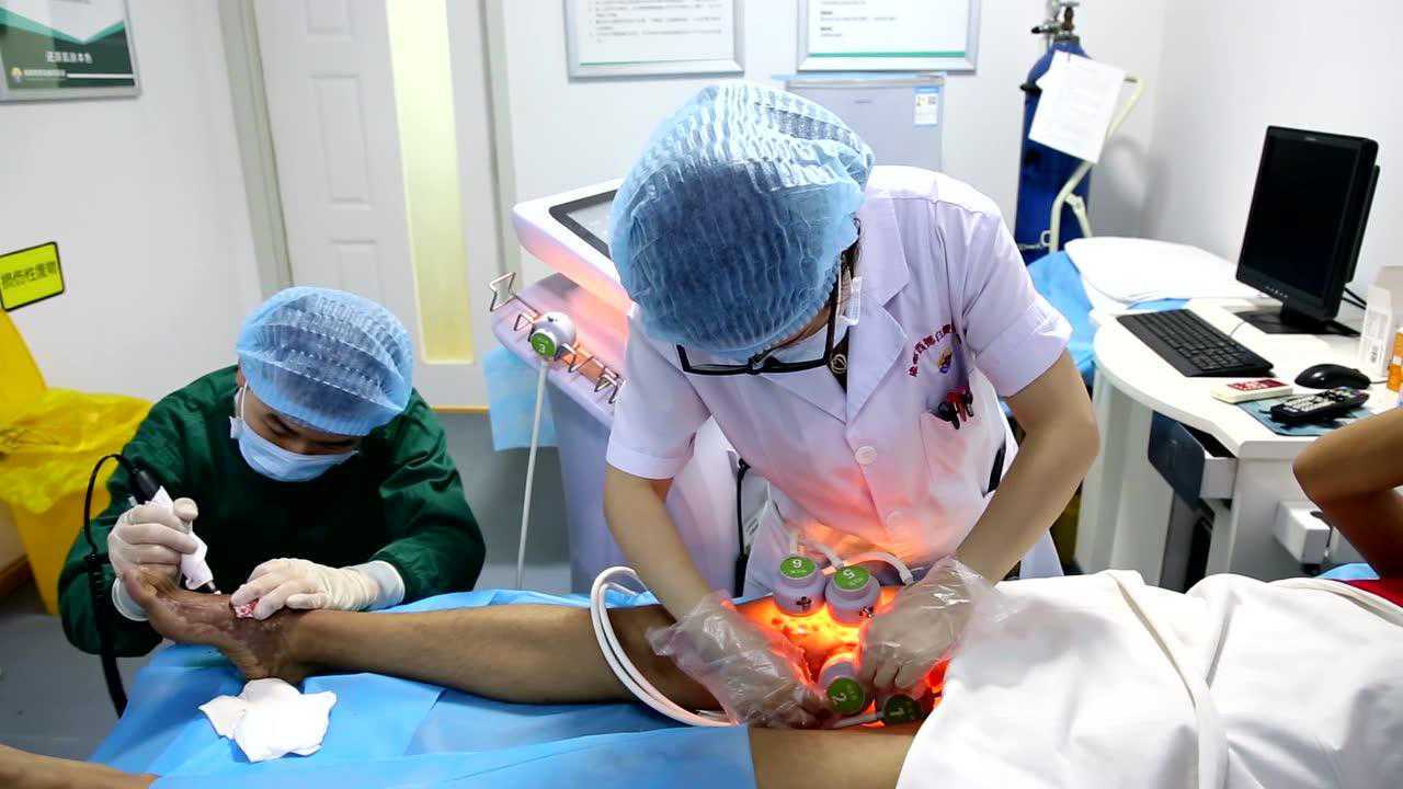 成都白癜风医院表皮移植手术过程