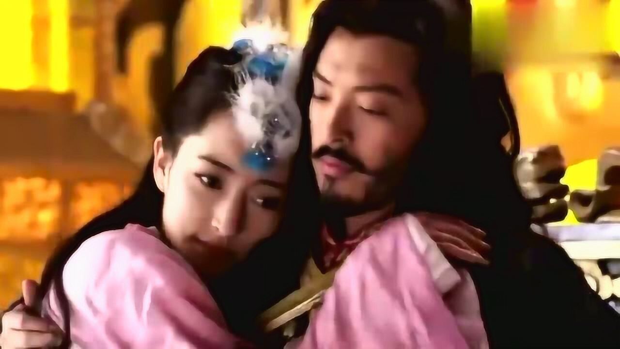 朱贵儿趁机坐到杨广怀里杨广抱住温柔抚摸满脸眷恋