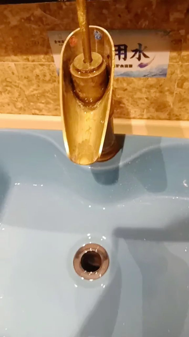 这个水龙头有意思