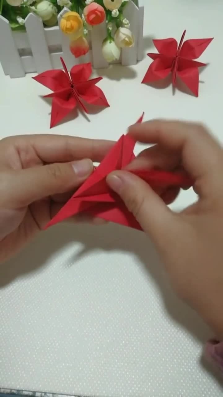 漂亮的小红花居然这么简单的折