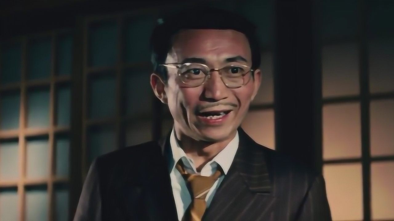 精武门胡翻译喝多了想走日本人让他学狗爬胡翻译只好照做