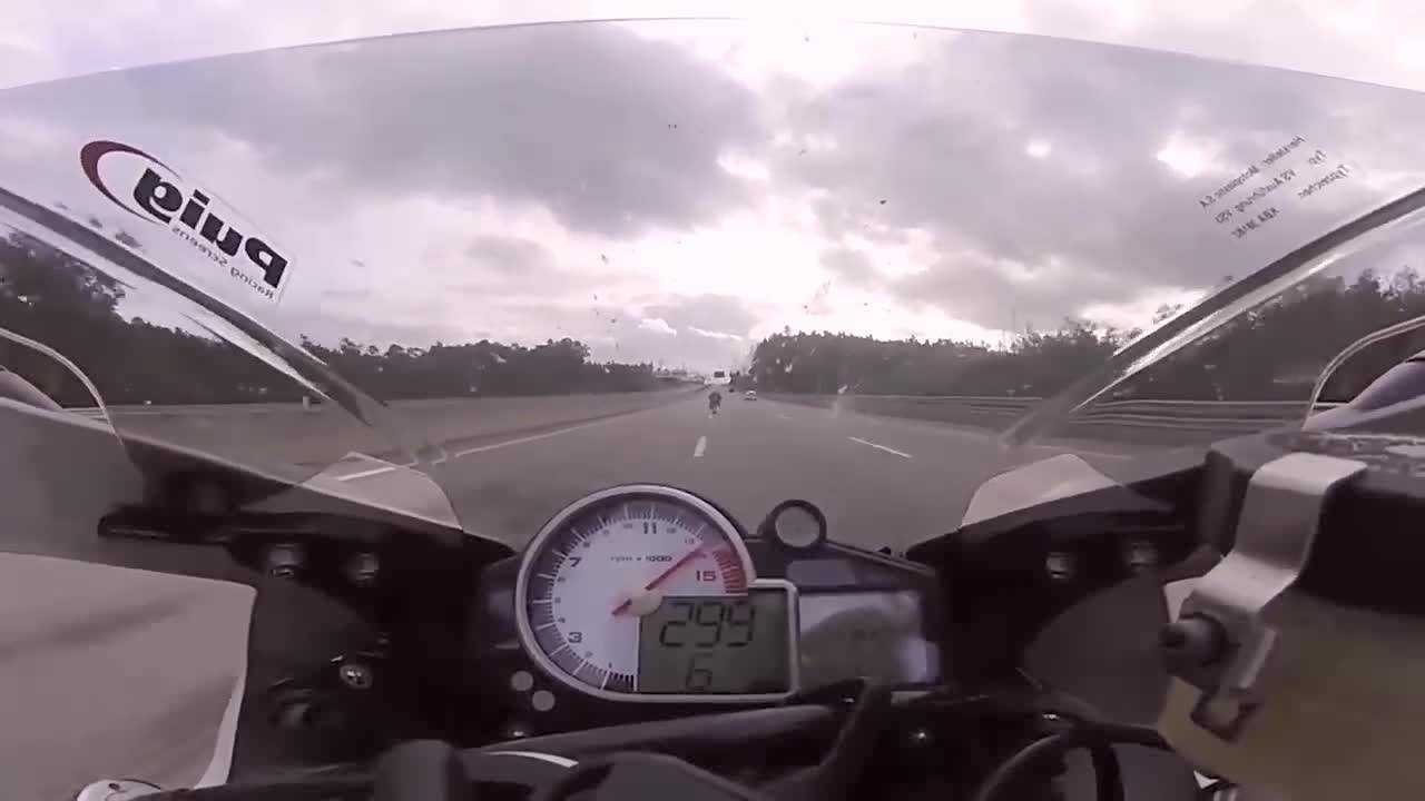 油门拧到底极速299kmh宝马s1000rr提速太快了