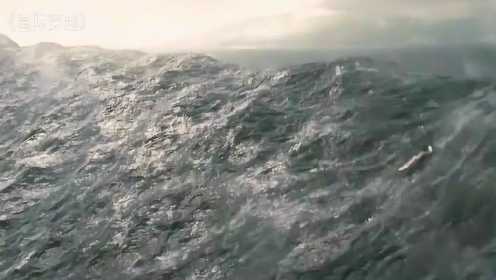 灾难片16：百米海啸迅速升起，外星表面什么样？这下知道了吧