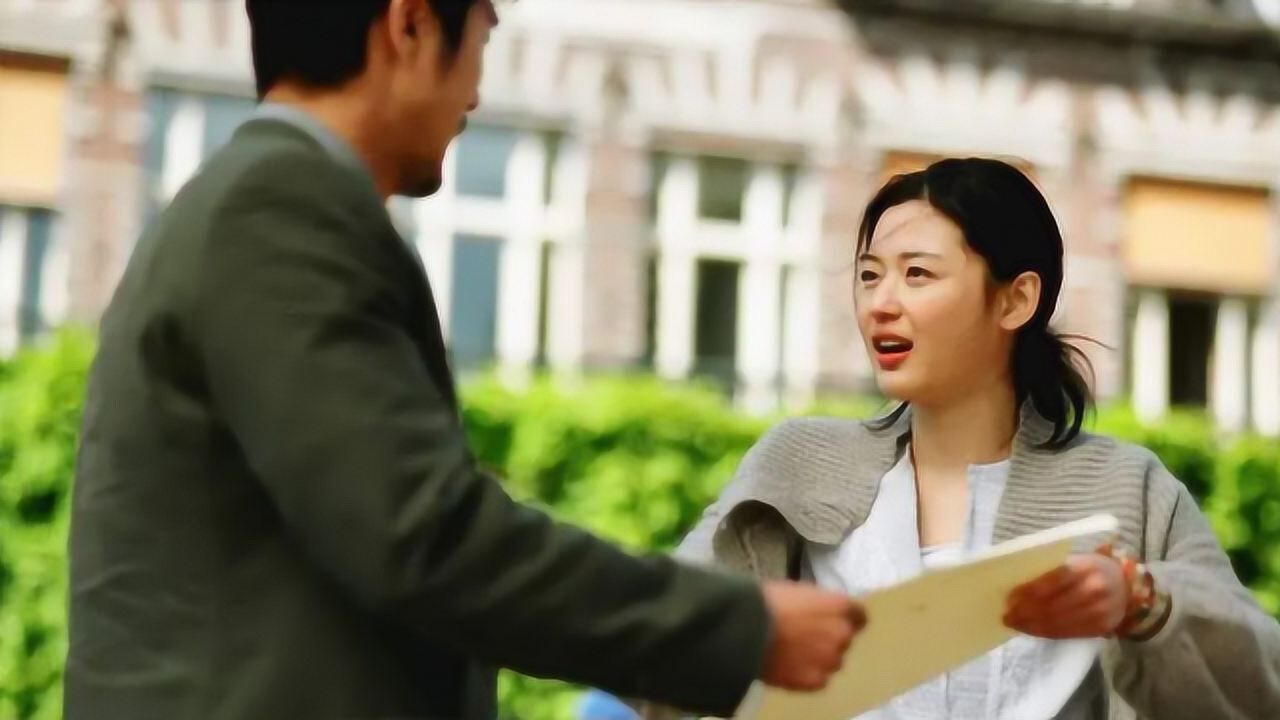 韩国经典爱情电影《雏菊》,豆瓣评分8.0,"你是我深藏在心里的爱"