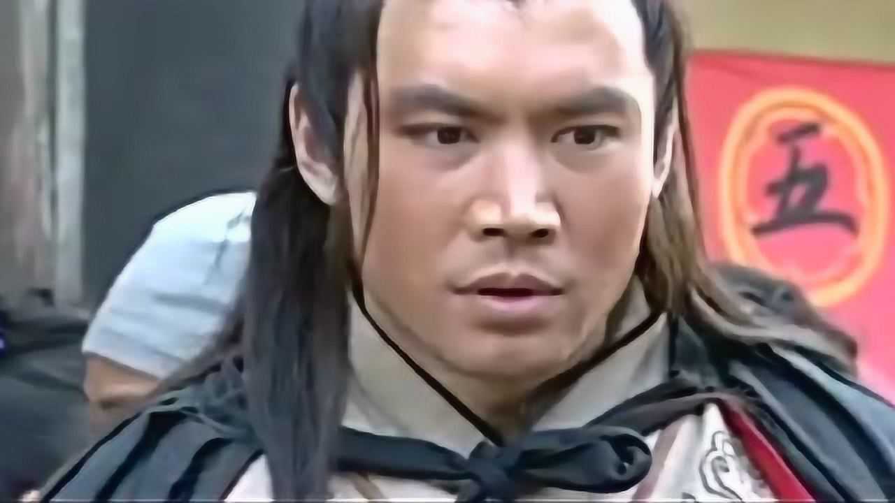 泼皮无赖当街欺负武大郎,不料被武松撞上,这下惨了!