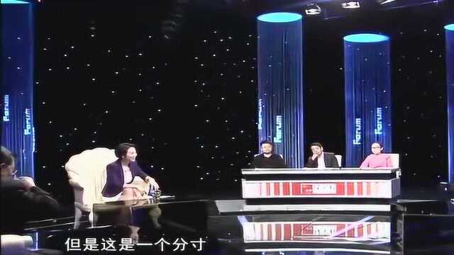 白岩松节目失态怒斥鸡汤文:什么相信爱情,物质不重要,满嘴跑火车!