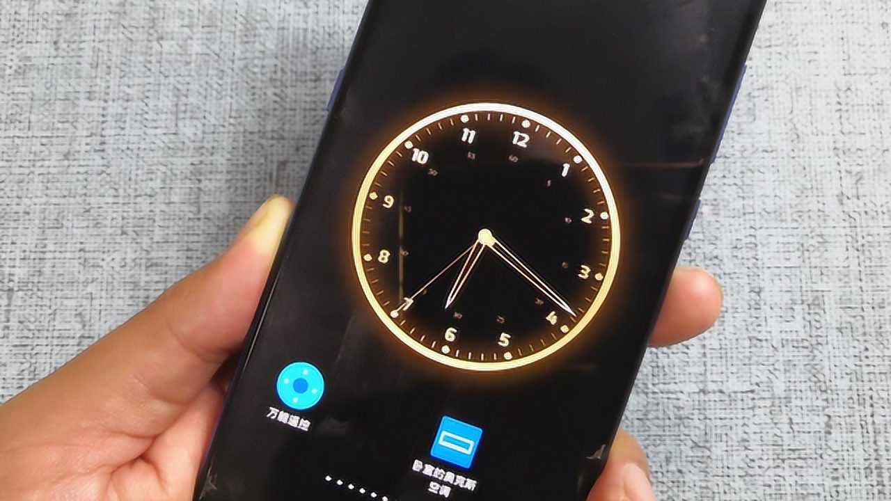 手机桌面水滴时钟动态壁纸一动就水波涟漪好看又好用