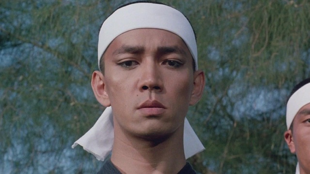 悬疑哥泪目没有床戏却足以深情霸道军官爱上倔强战俘