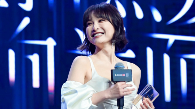 吴昕:虽然我已经40岁了 但还是喜欢被评价为快乐美少女