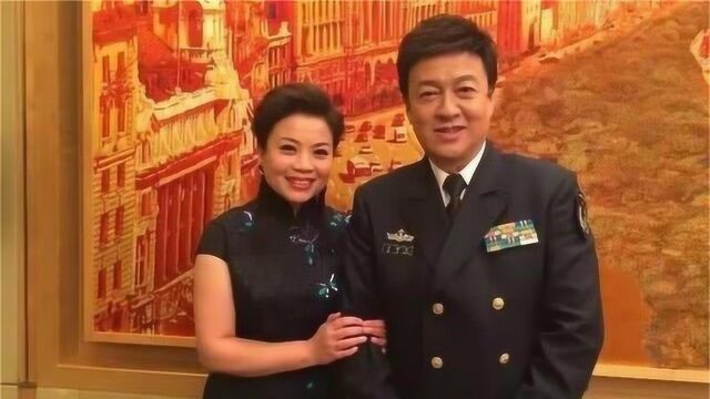 51岁张也和59岁吕继宏在一起了?郎才女貌十分般配,网友叫好