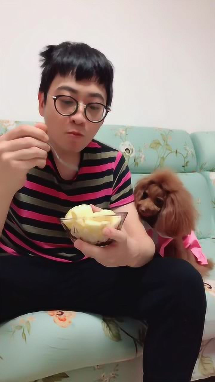 对于一个吃货这简直就是折磨,看着只能流口水,这就很过分了!