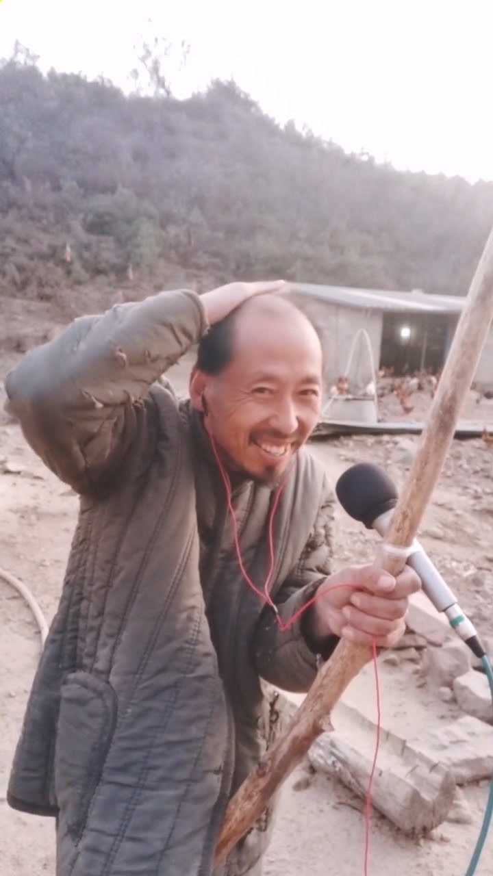 守山大叔一首歌网友这才是真正的歌手