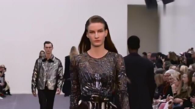 2019秋冬时装秀RobertoCavalli时尚圈最野!