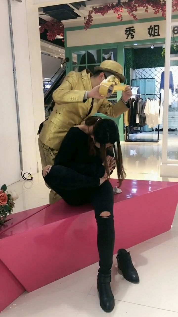 这么喜欢闻脚,那我帮你绑一起闻个够_高清1080P在线观看平台_腾讯视频