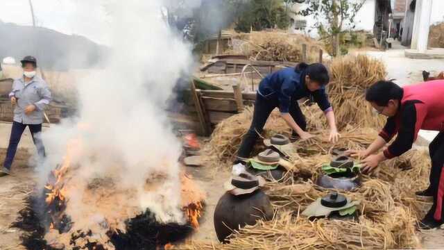 实拍江西客家米酒“烤酒”全过程,传承1000年的工艺不简单啊