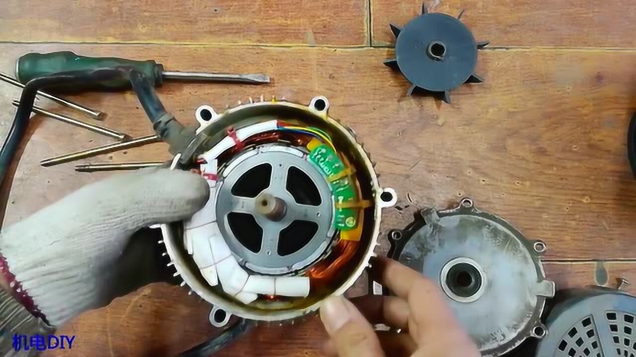 电动三轮车电机你拆过吗正好有一只进水的电机拆开给大家看看