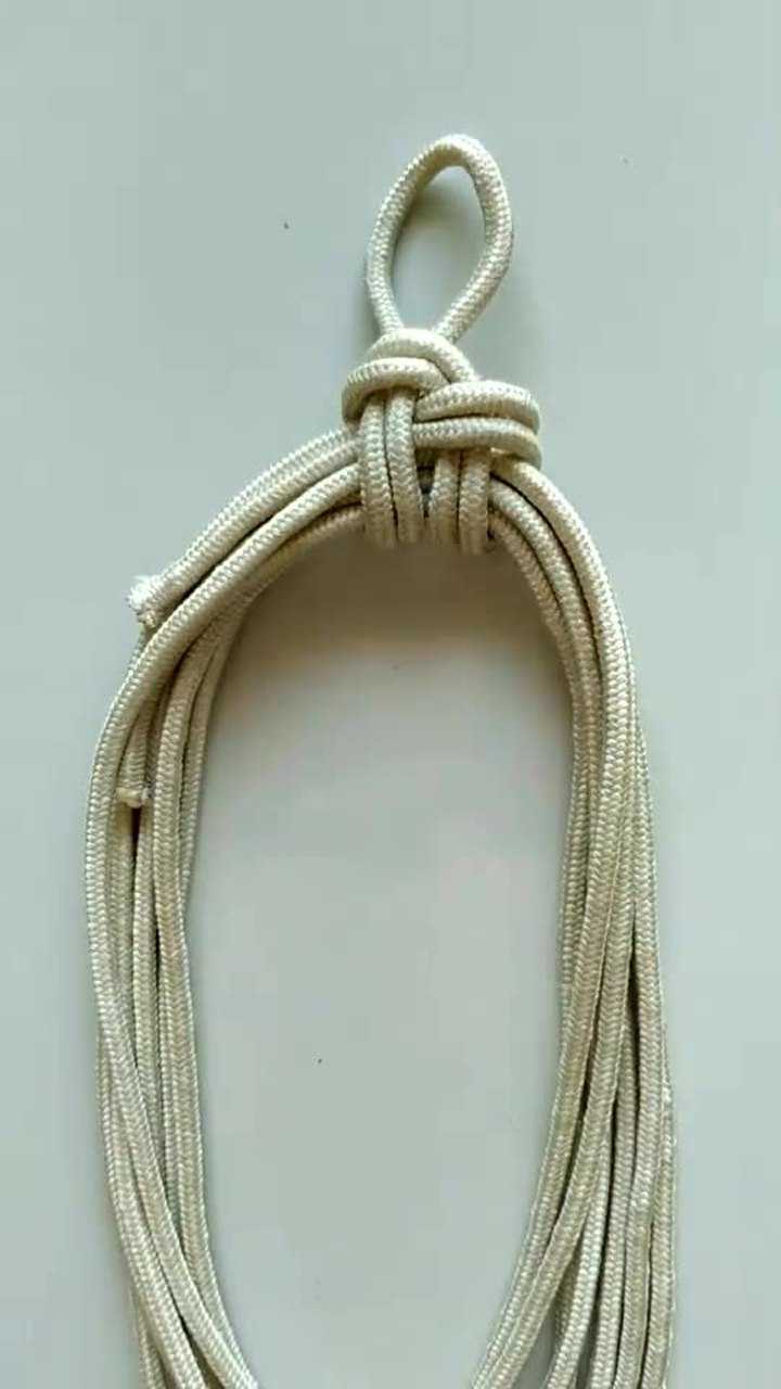 悬挂式收绳结,整理绳子简单实用!