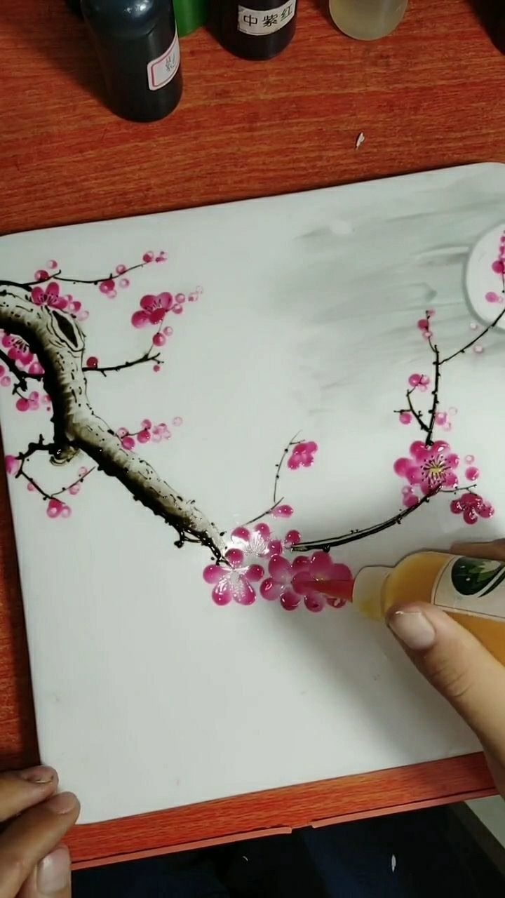 经典果酱画盘艺术,画一株梅花,给冬天添一抹亮色